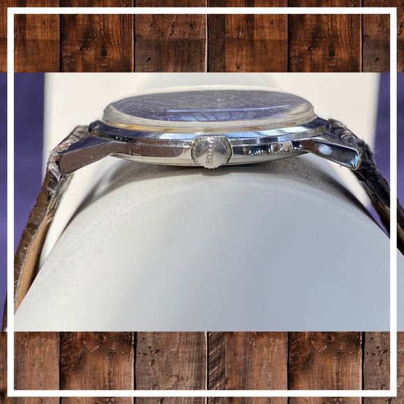 SOLD! 1950's Croton Men's Stainless Steel Watch - Picture 9 of 16